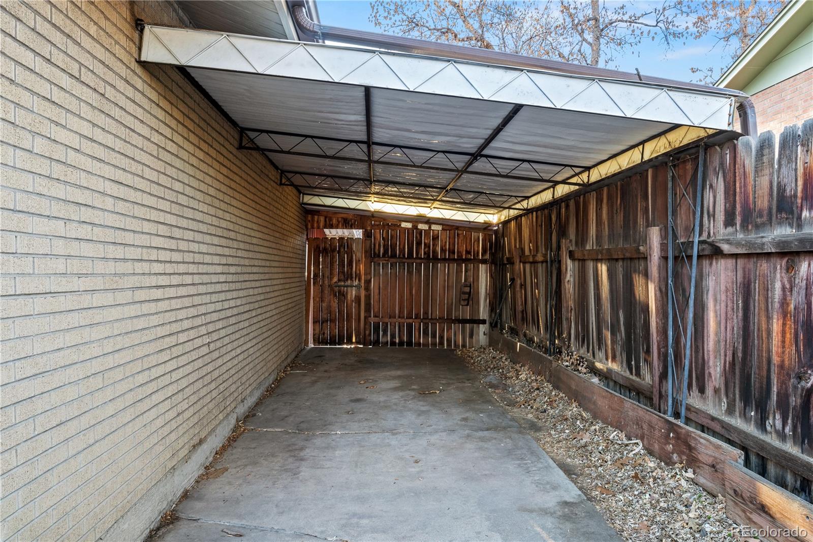 MLS Image #47 for 2909 s zurich court,denver, Colorado