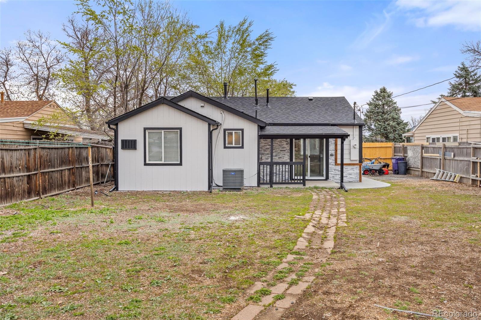 MLS Image #18 for 1981 s knox court,denver, Colorado