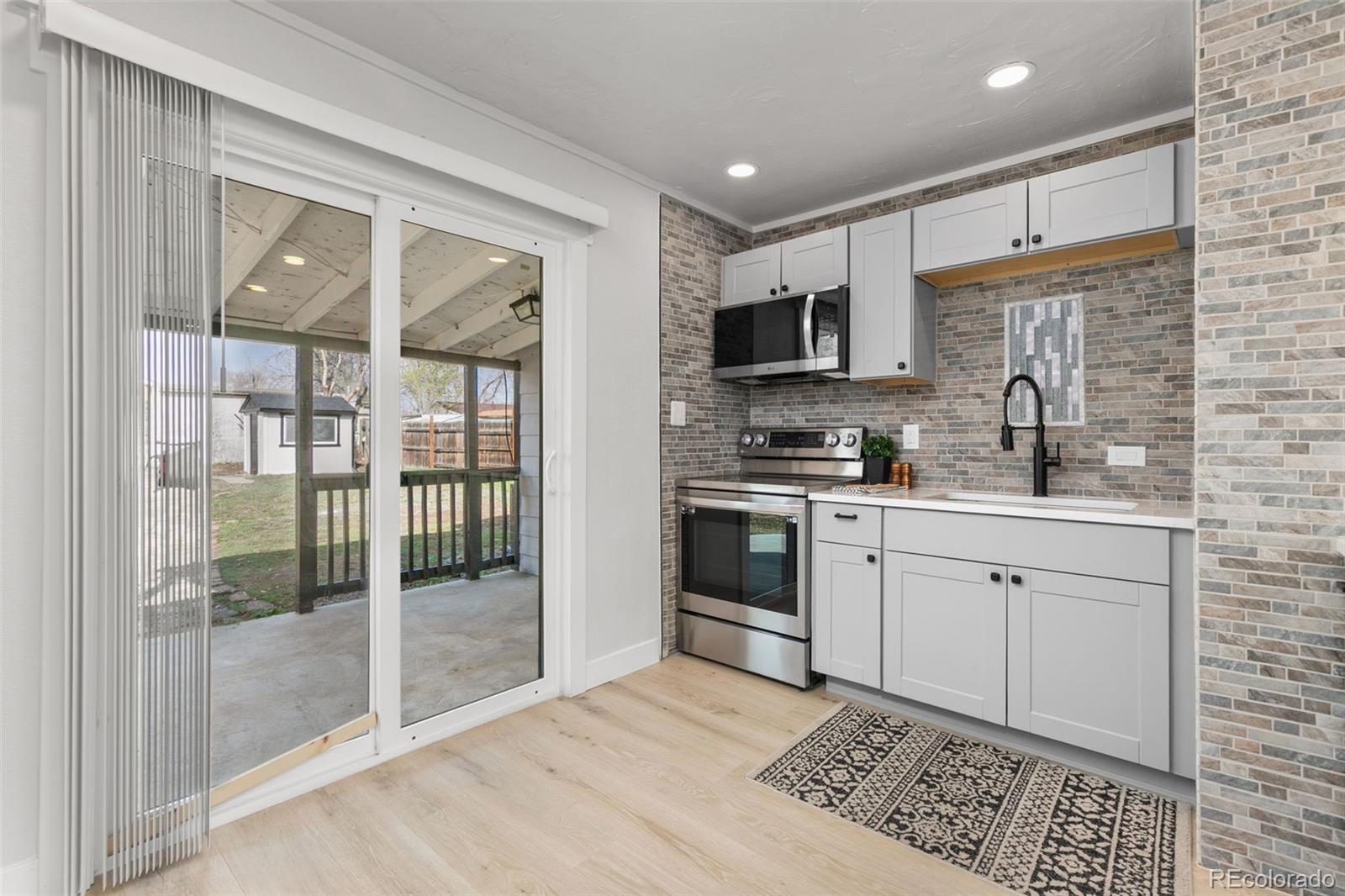 MLS Image #8 for 1981 s knox court,denver, Colorado