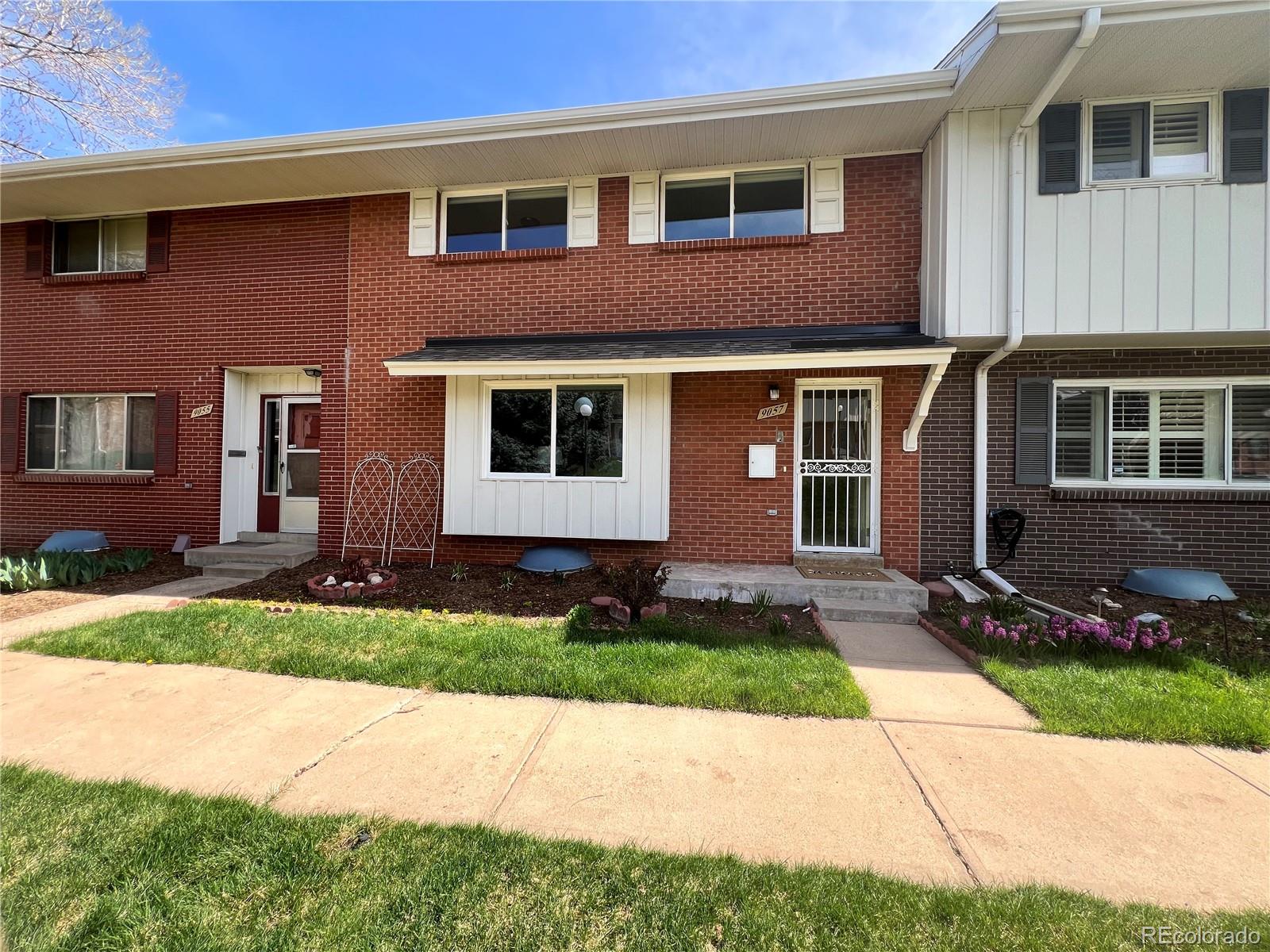 MLS Image #19 for 9057 e oxford drive,denver, Colorado