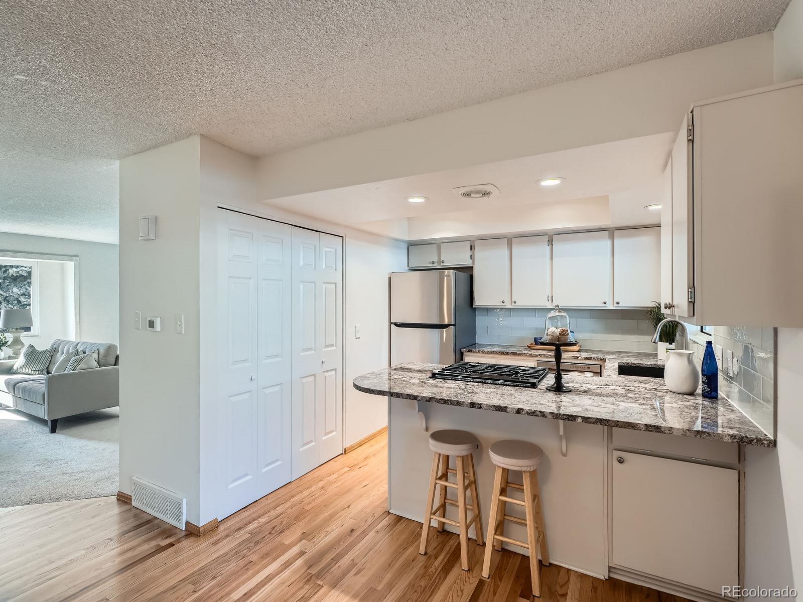 MLS Image #3 for 9057 e oxford drive,denver, Colorado