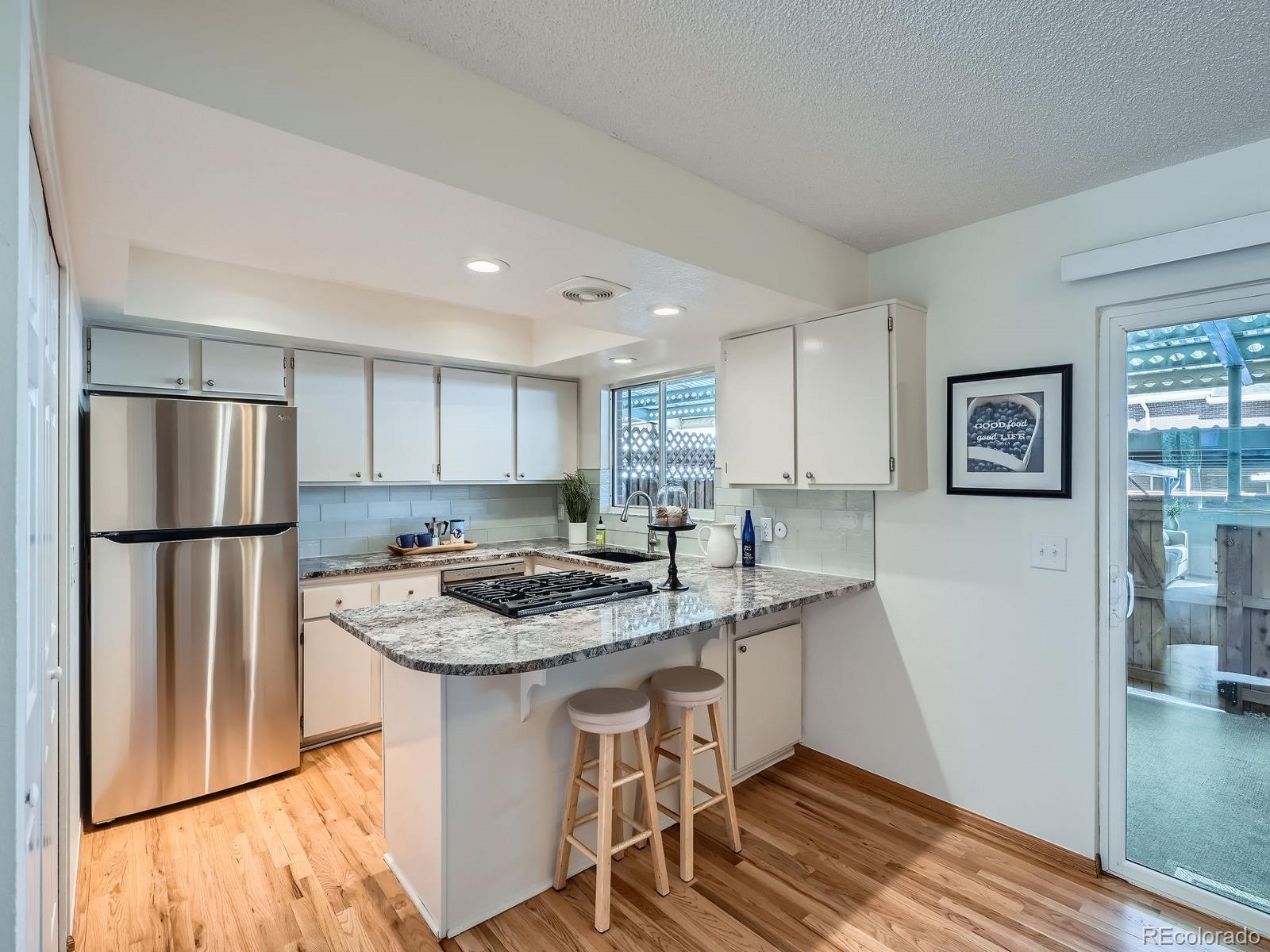 MLS Image #4 for 9057 e oxford drive,denver, Colorado