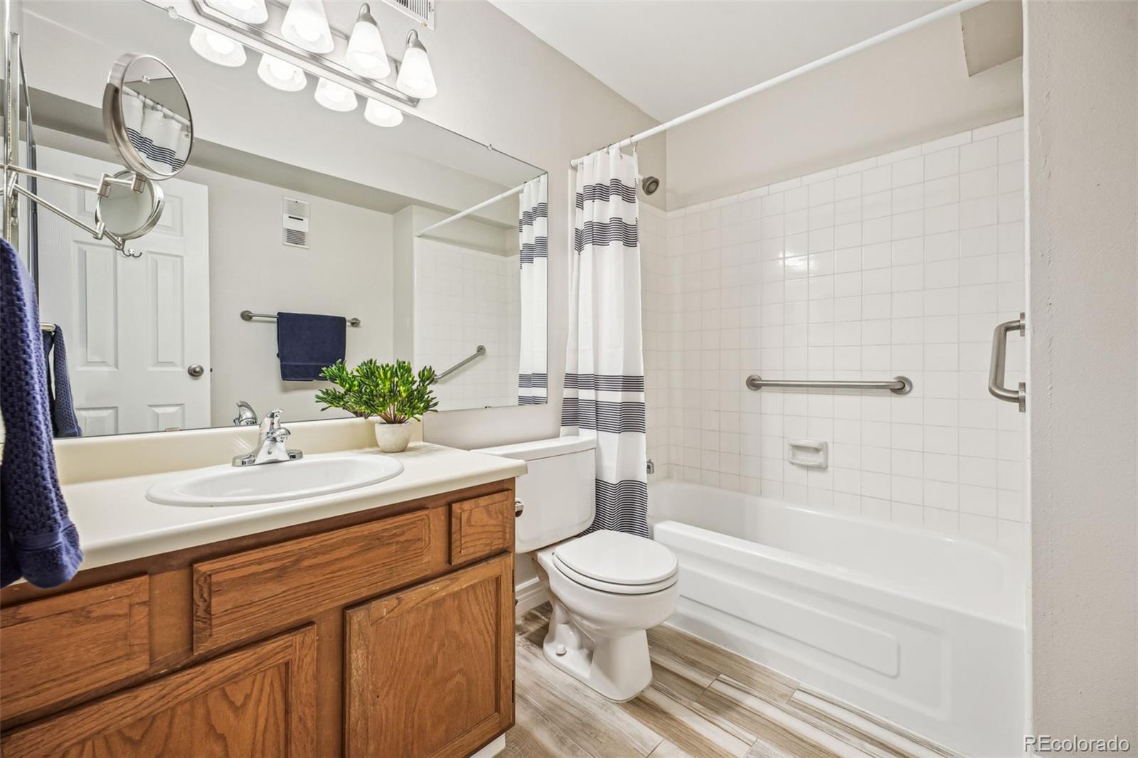 MLS Image #20 for 205  wright street 104,lakewood, Colorado