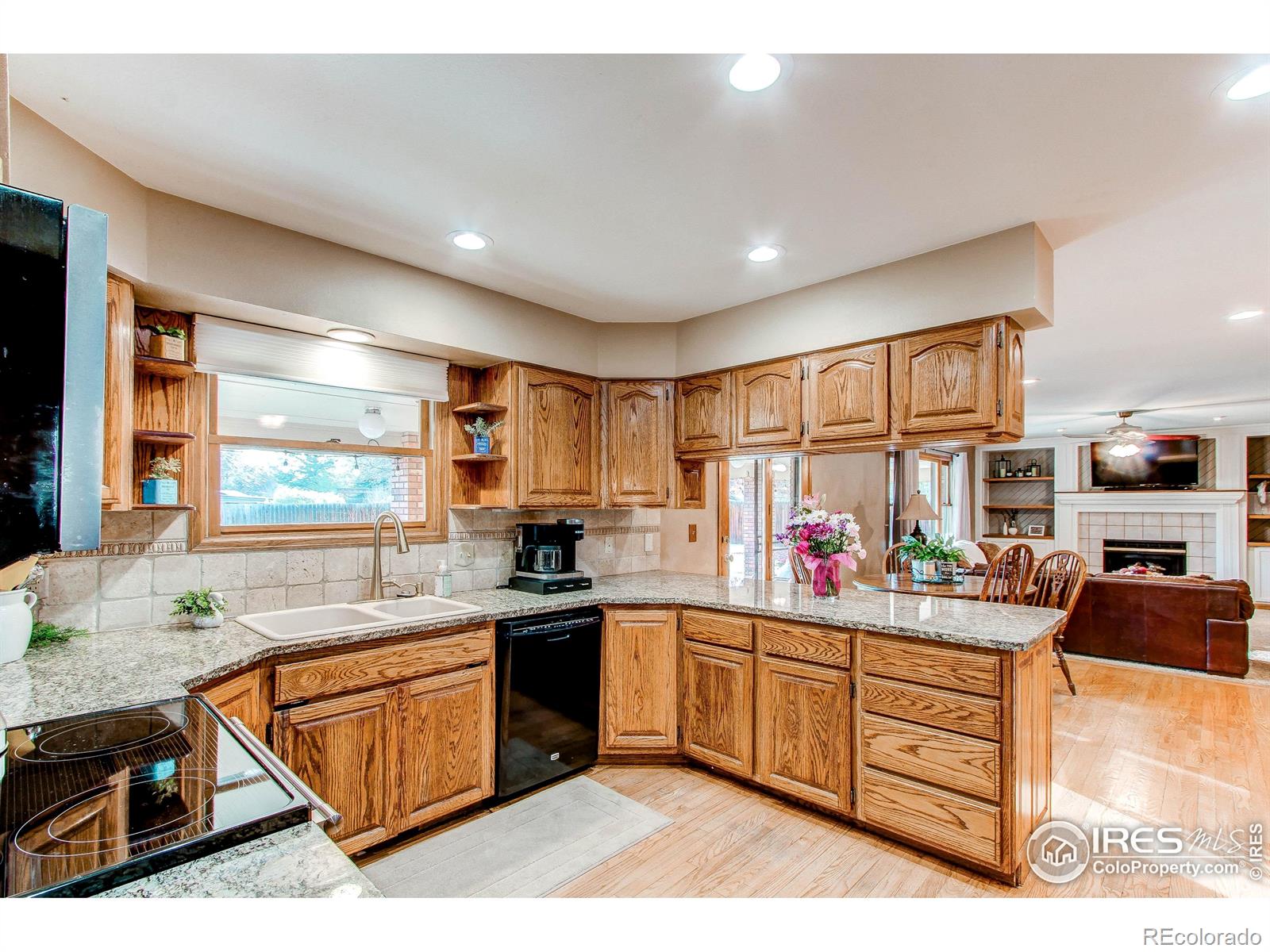 MLS Image #11 for 2525  22nd drive,longmont, Colorado