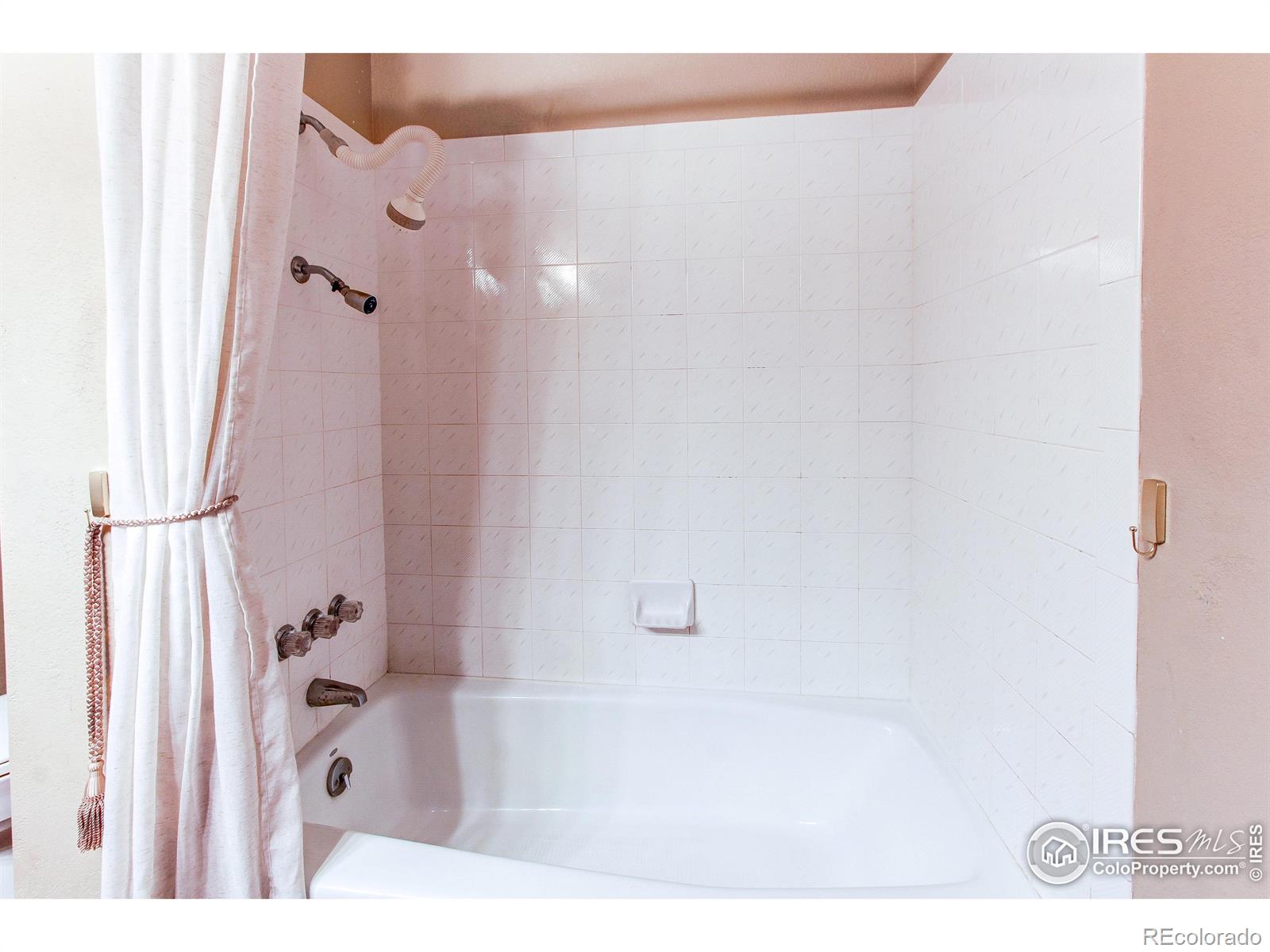 MLS Image #30 for 2525  22nd drive,longmont, Colorado