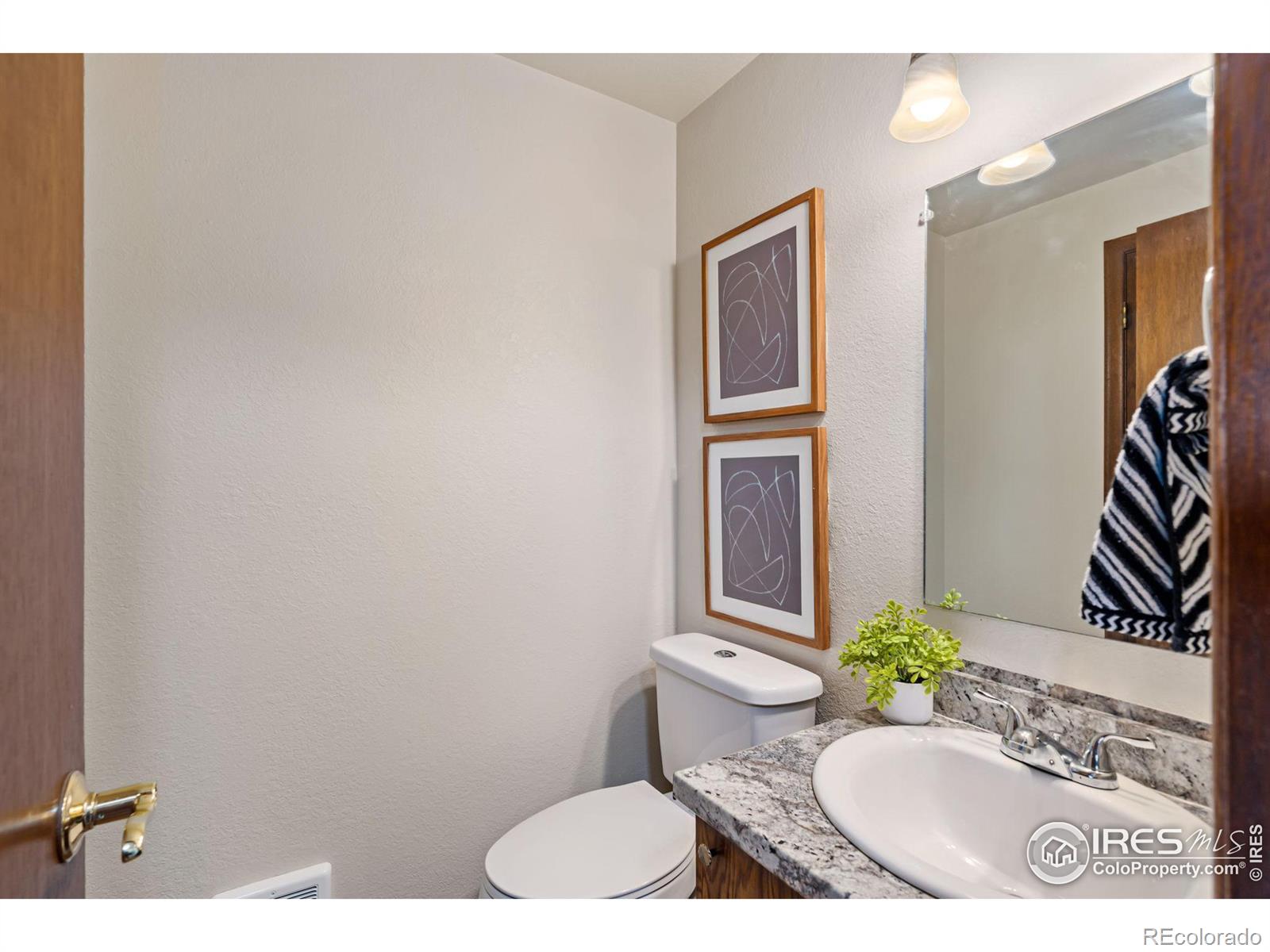 MLS Image #14 for 551 w 39th street,loveland, Colorado