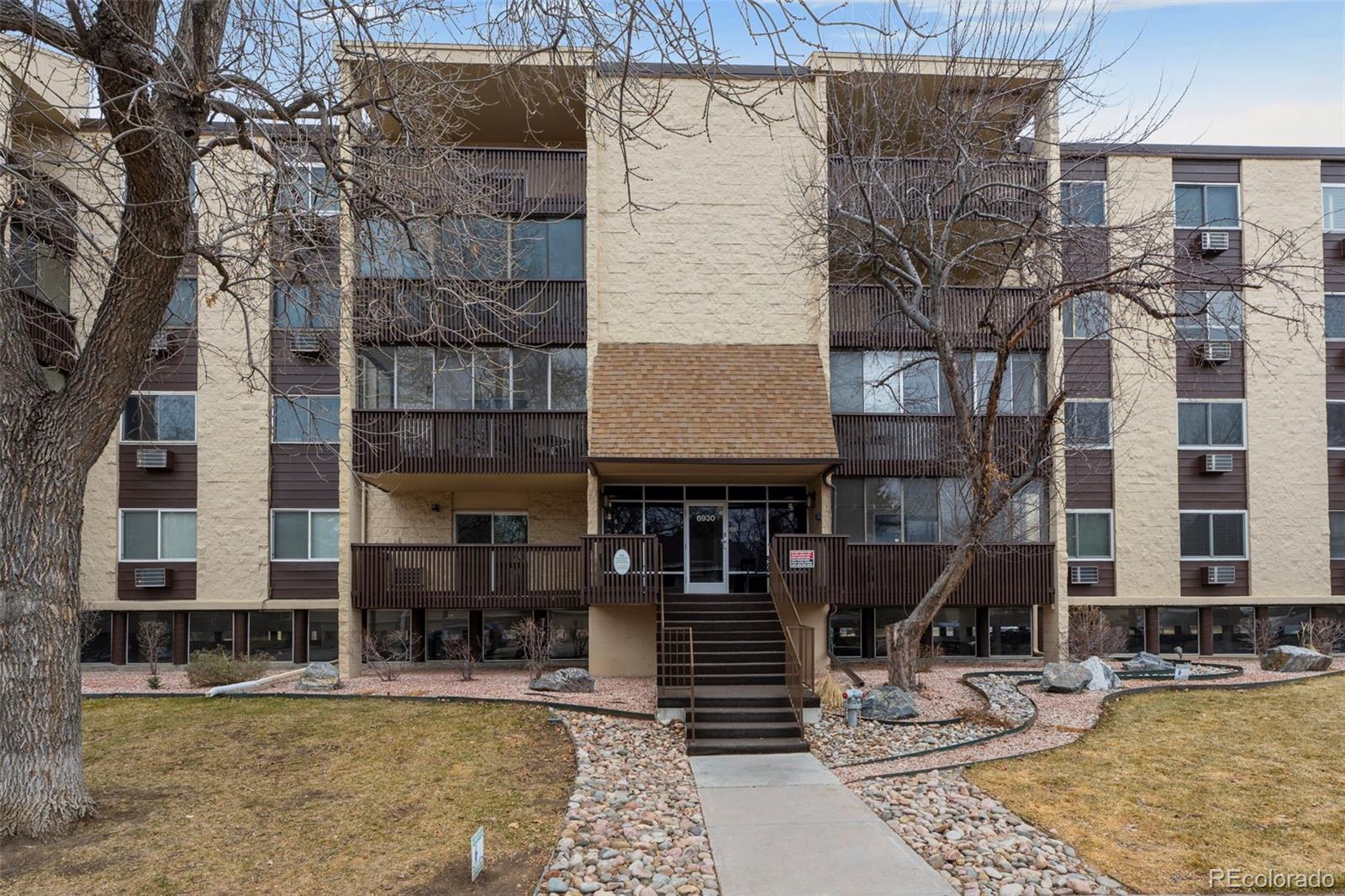 MLS Image #13 for 6930 e girard avenue,denver, Colorado