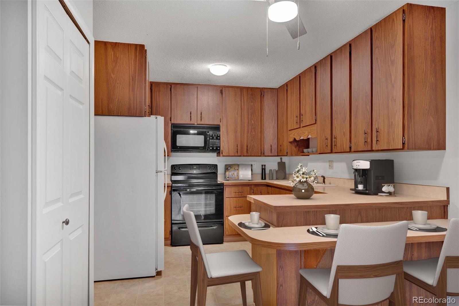 MLS Image #4 for 6930 e girard avenue,denver, Colorado
