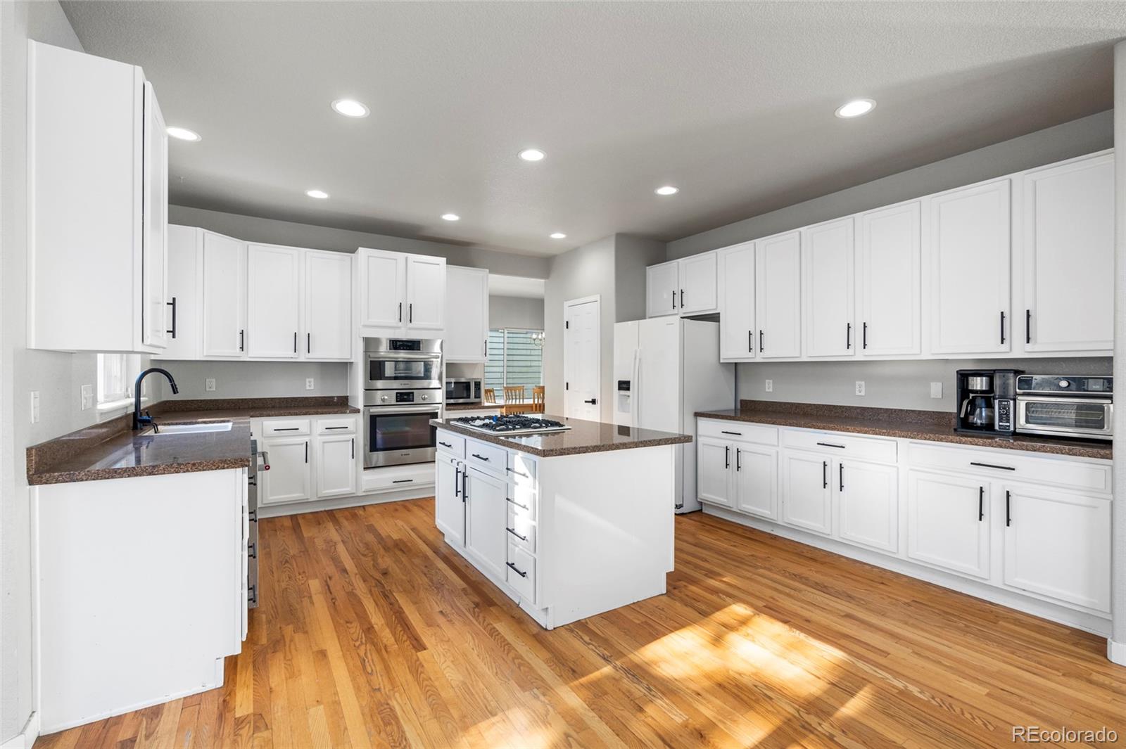 MLS Image #9 for 22678 e lake place,centennial, Colorado