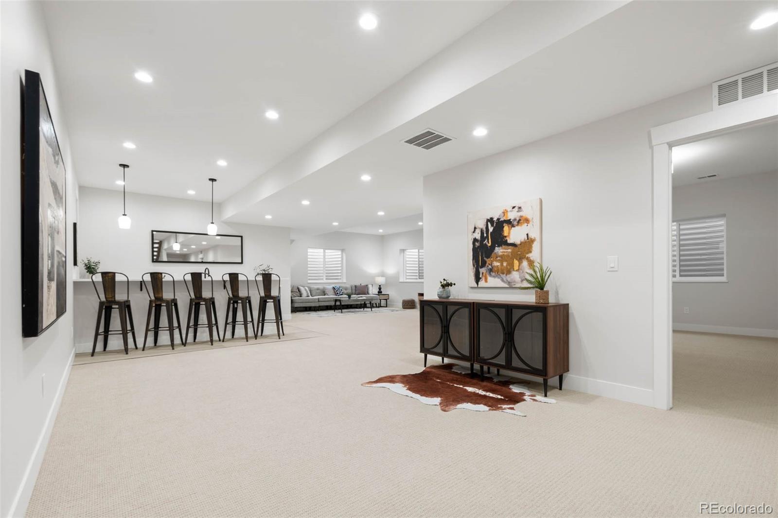 MLS Image #3 for 3041 s bellaire street,denver, Colorado