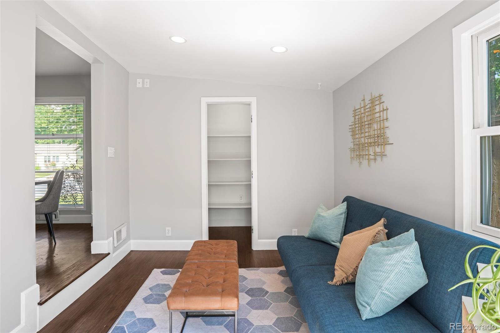 MLS Image #14 for 1360 s hudson street,denver, Colorado