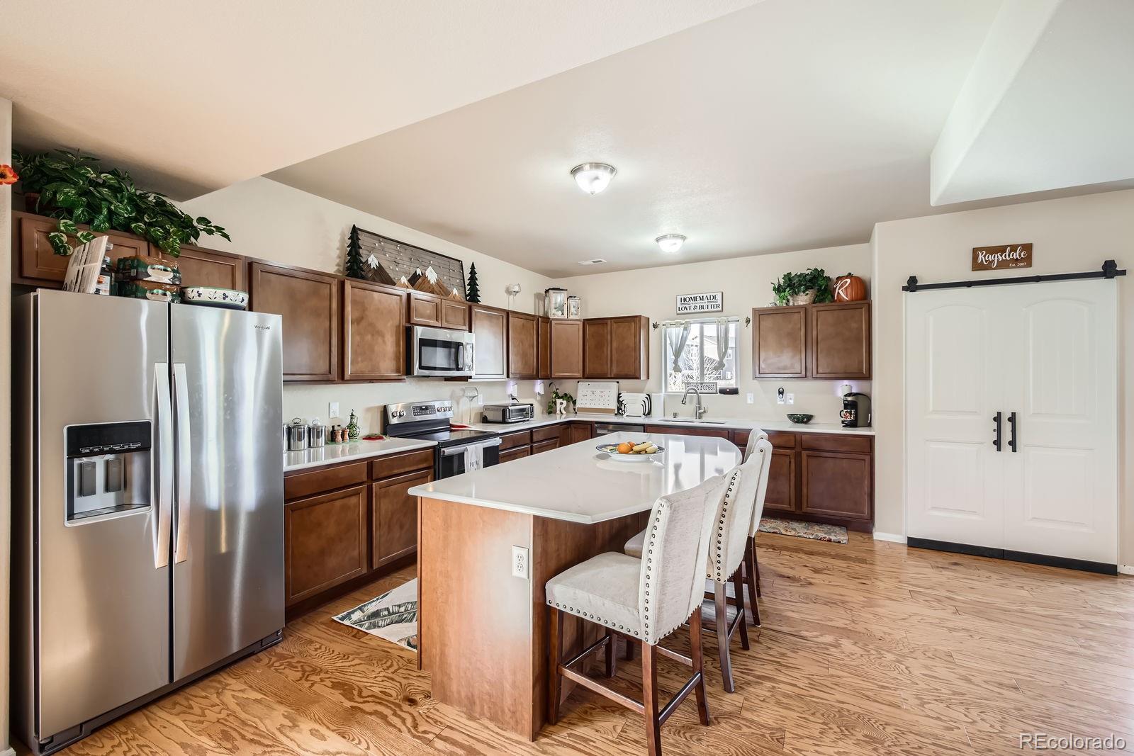 MLS Image #3 for 7918  martinwood place,colorado springs, Colorado