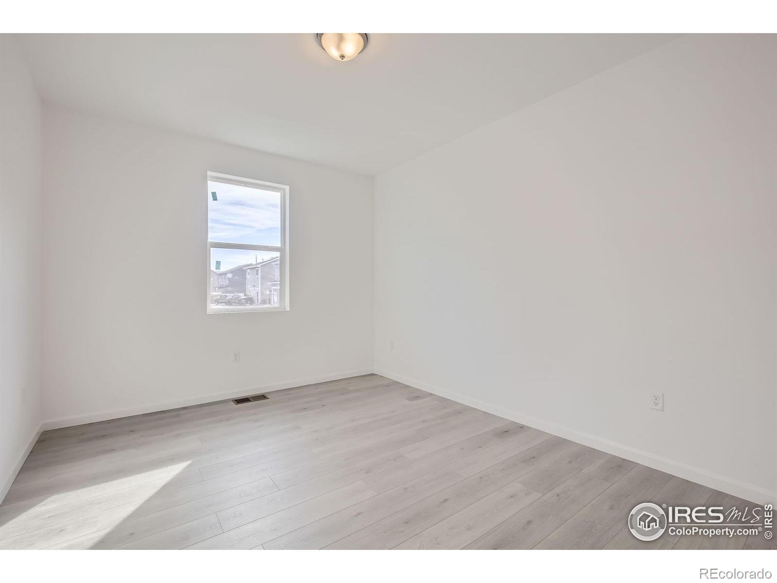 MLS Image #12 for 745  star grass lane,fort collins, Colorado