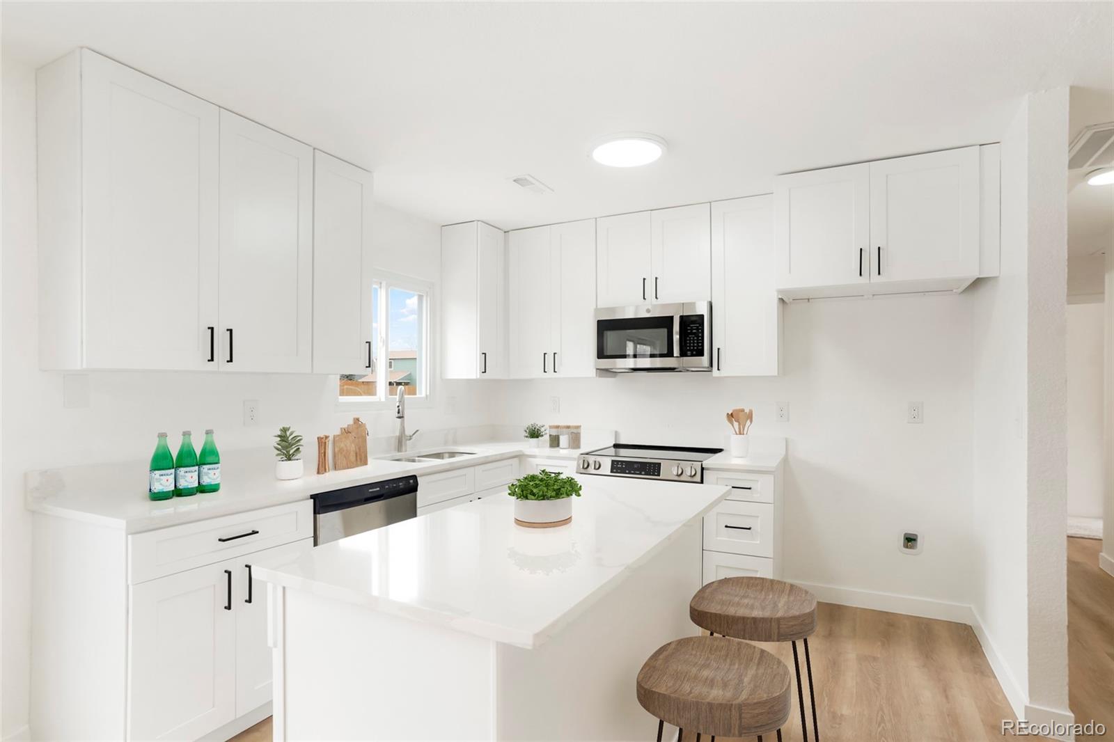 MLS Image #9 for 3643 s mobile way,aurora, Colorado