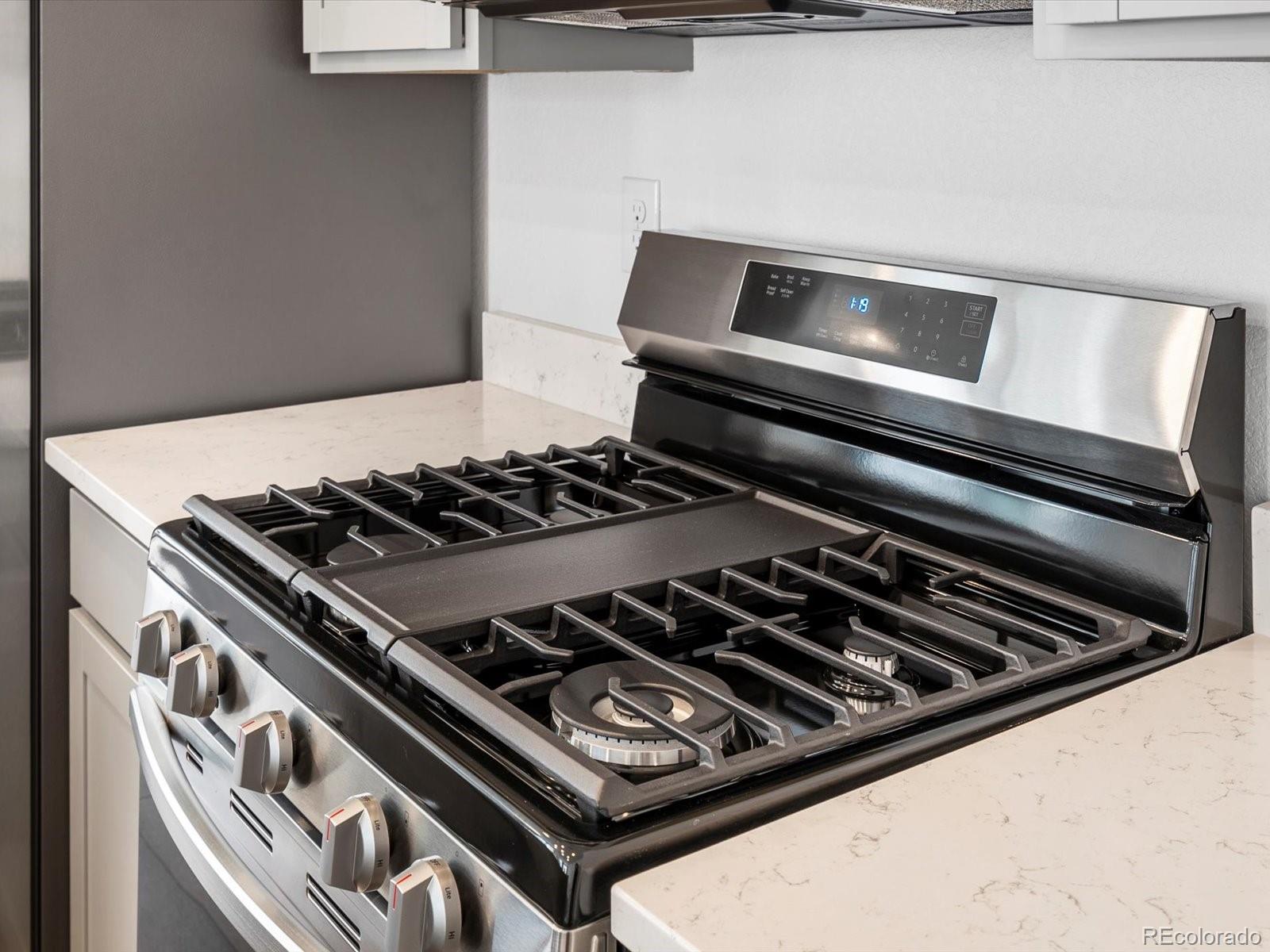 MLS Image #12 for 2036 s holly street 4,denver, Colorado