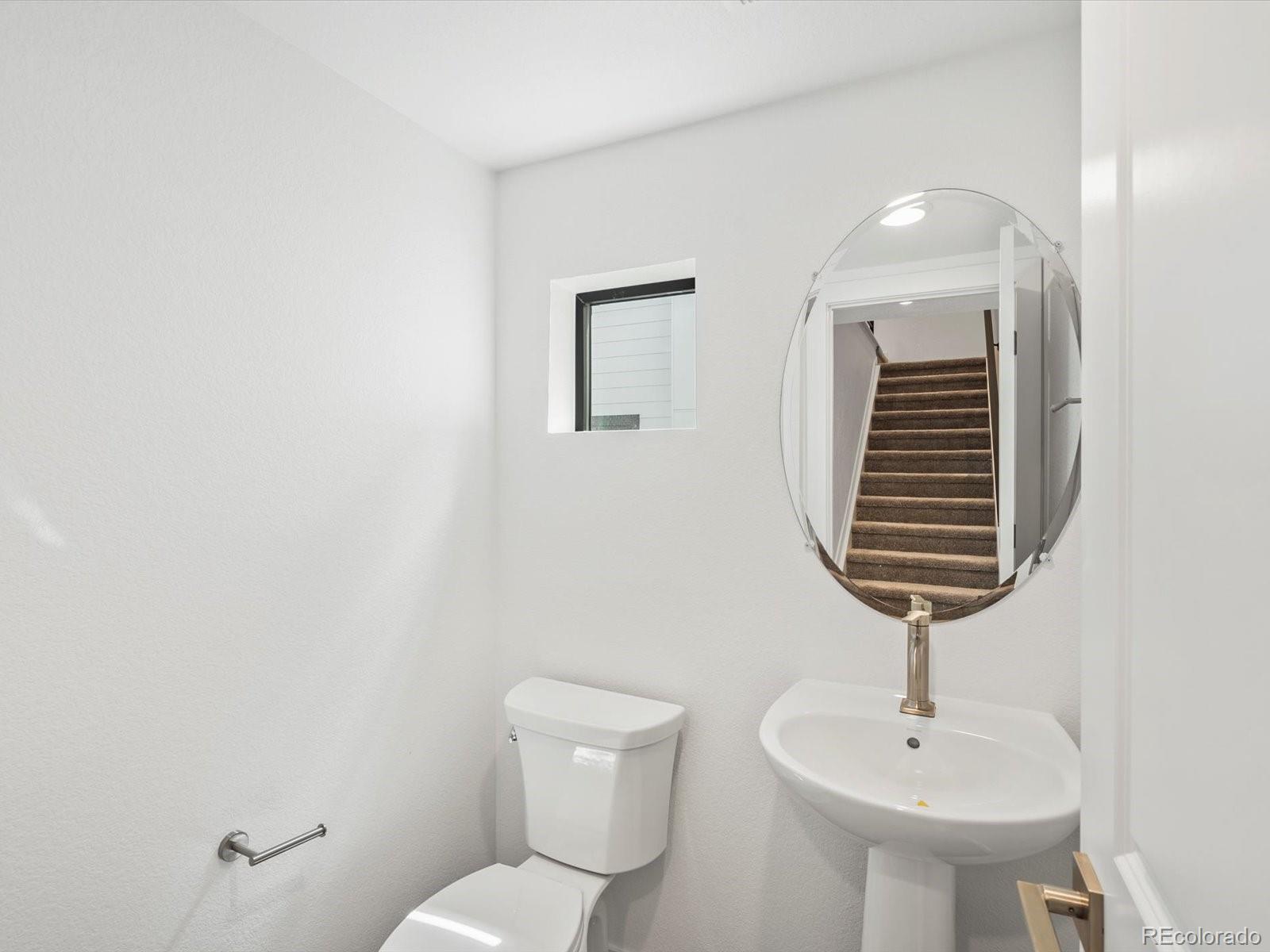 MLS Image #20 for 2036 s holly street 4,denver, Colorado