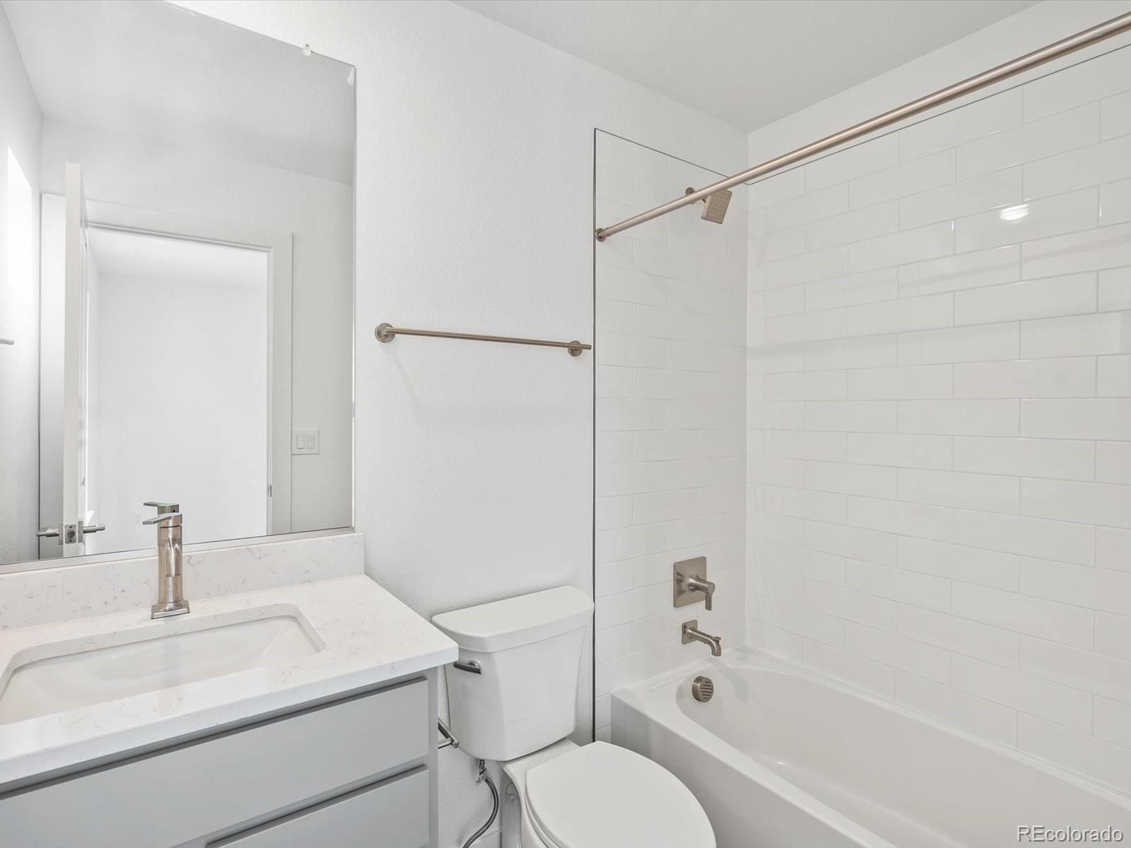 MLS Image #25 for 2036 s holly street 4,denver, Colorado