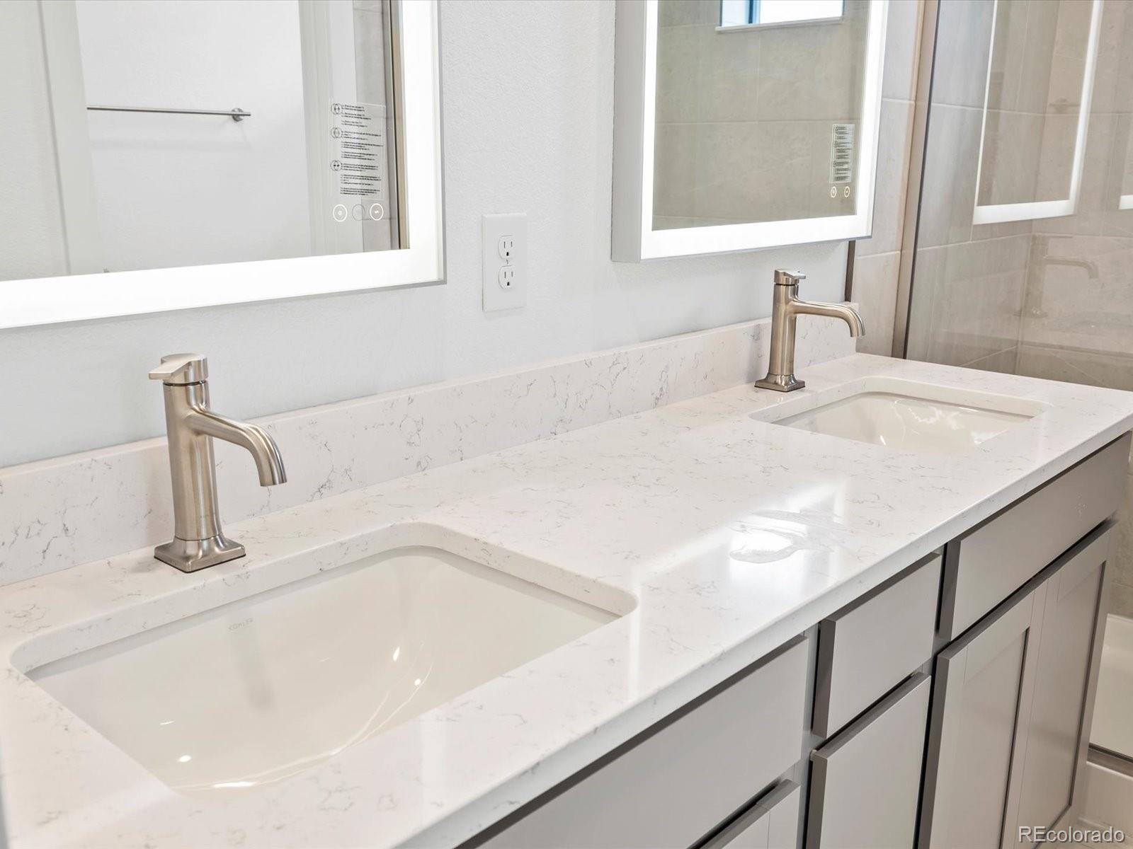 MLS Image #31 for 2036 s holly street 4,denver, Colorado