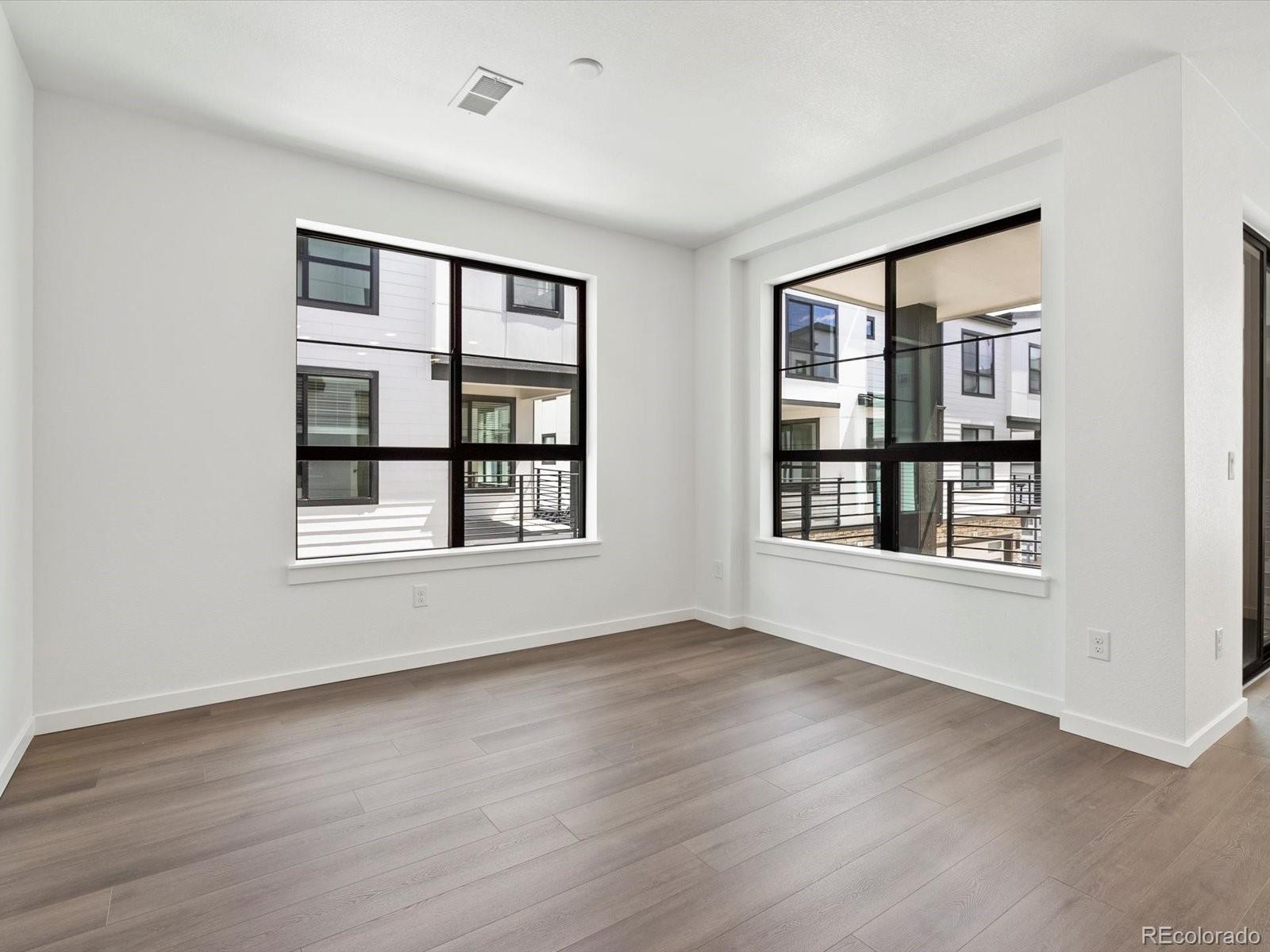MLS Image #4 for 2036 s holly street 4,denver, Colorado