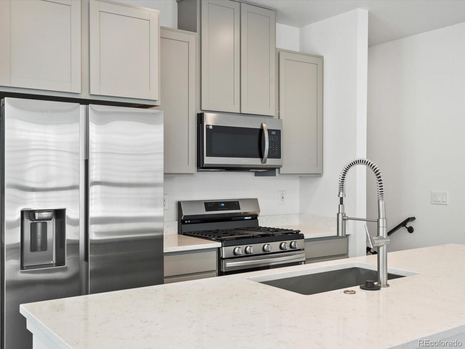 MLS Image #8 for 2036 s holly street 4,denver, Colorado
