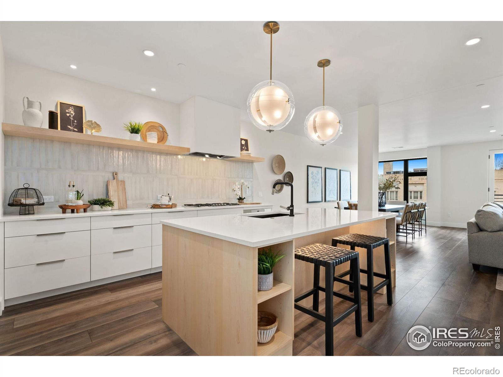 MLS Image #6 for 205 e 6th street,loveland, Colorado