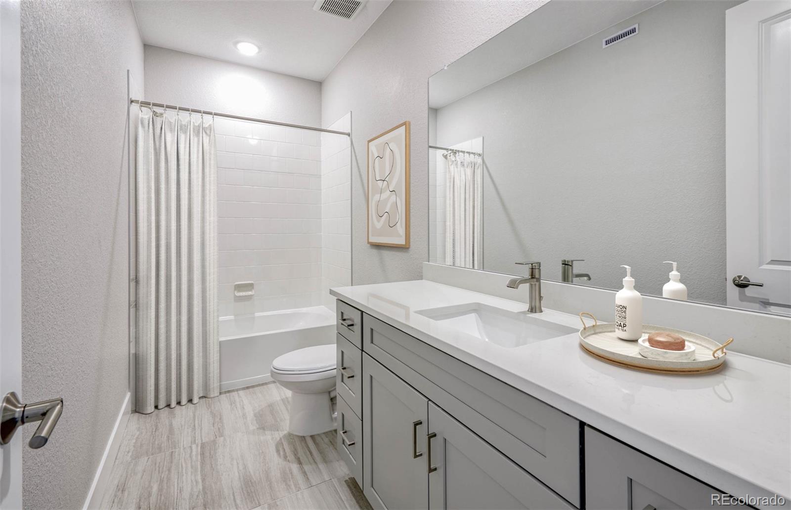 MLS Image #12 for 23731 e 40th avenue,aurora, Colorado