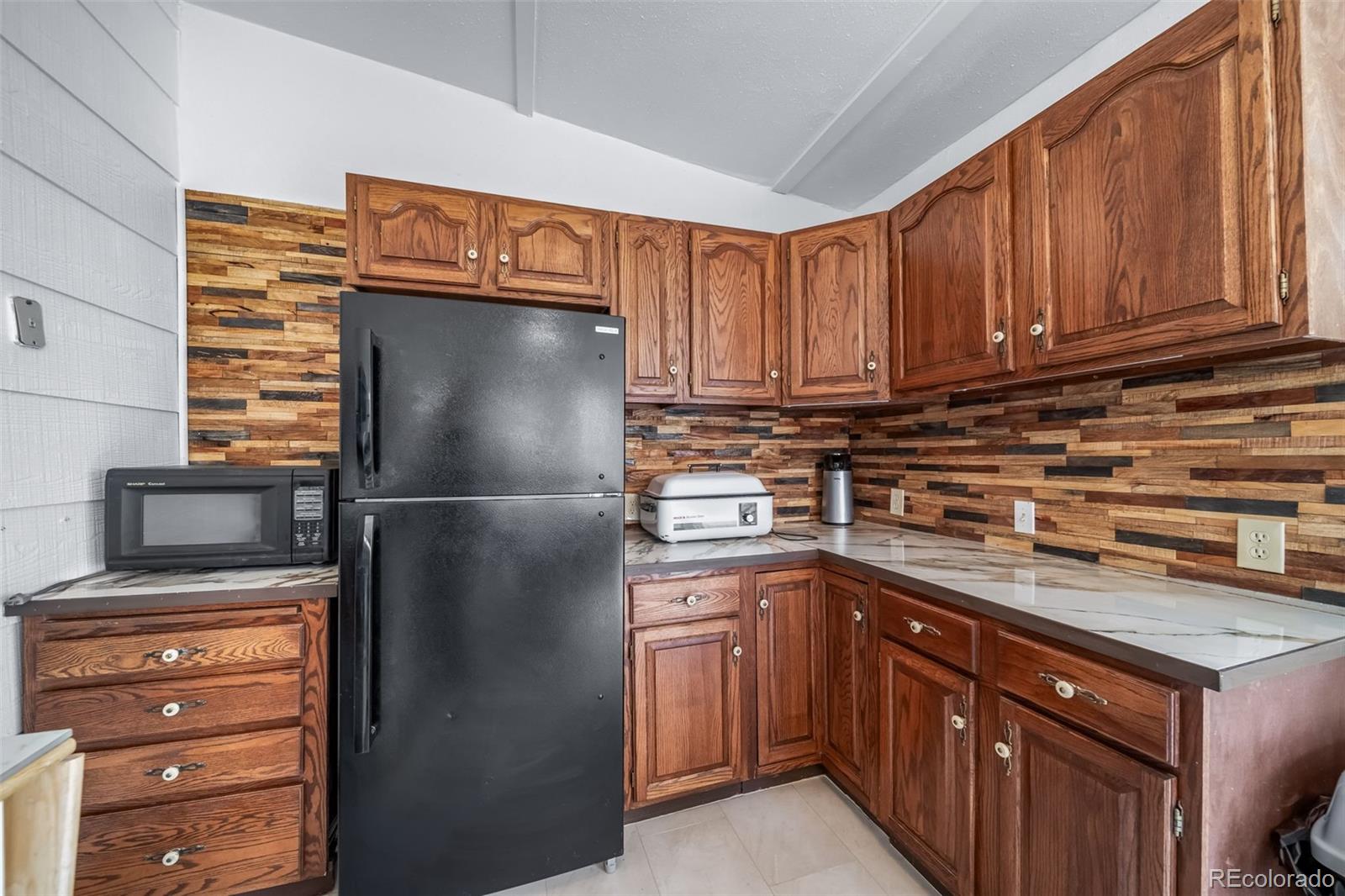 MLS Image #32 for 21600 e 11th avenue,aurora, Colorado