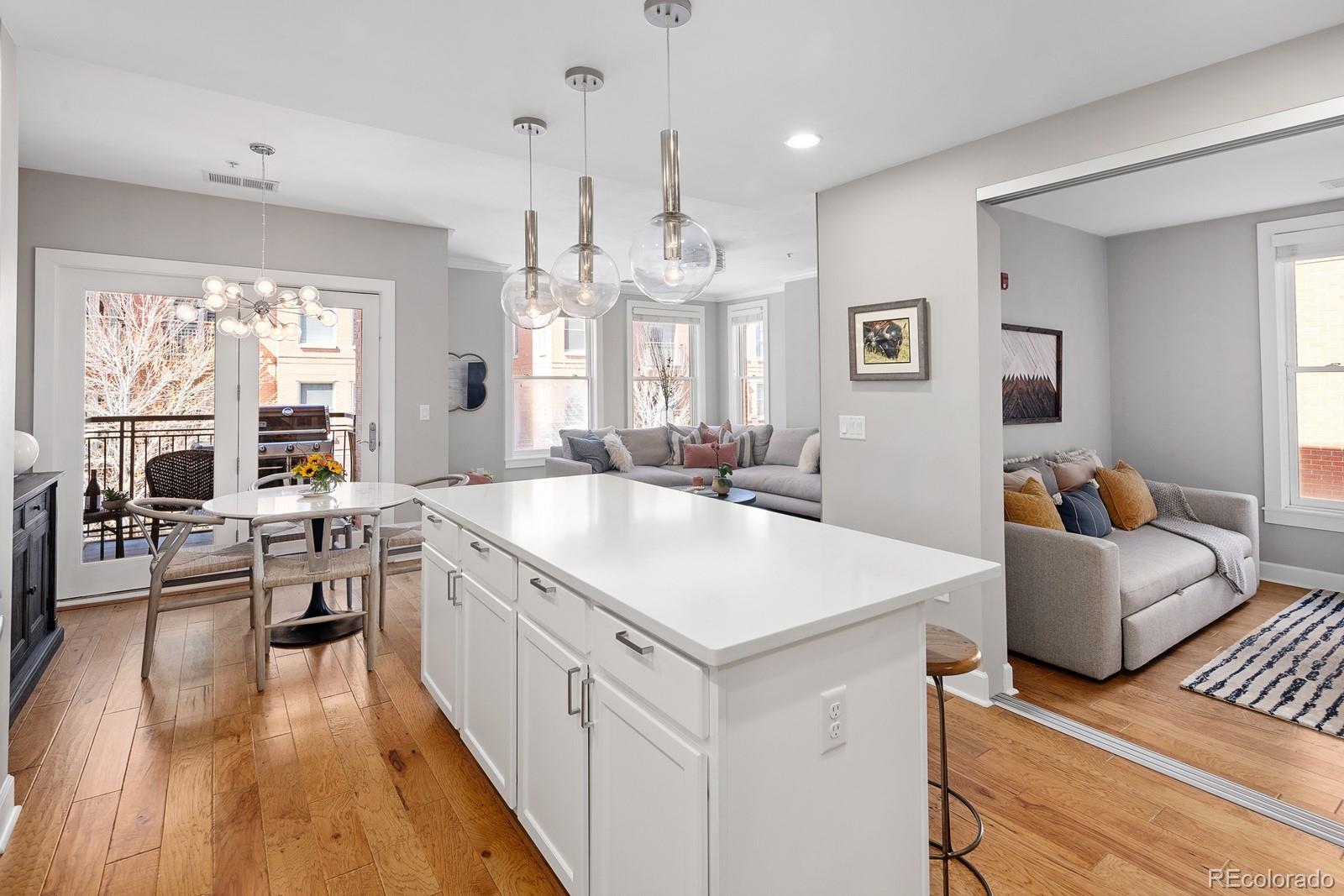MLS Image #4 for 1631 n emerson street,denver, Colorado