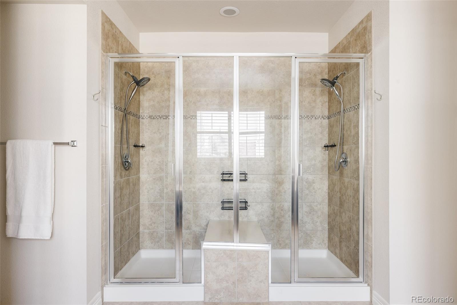 MLS Image #22 for 27274 e lakeview place,aurora, Colorado