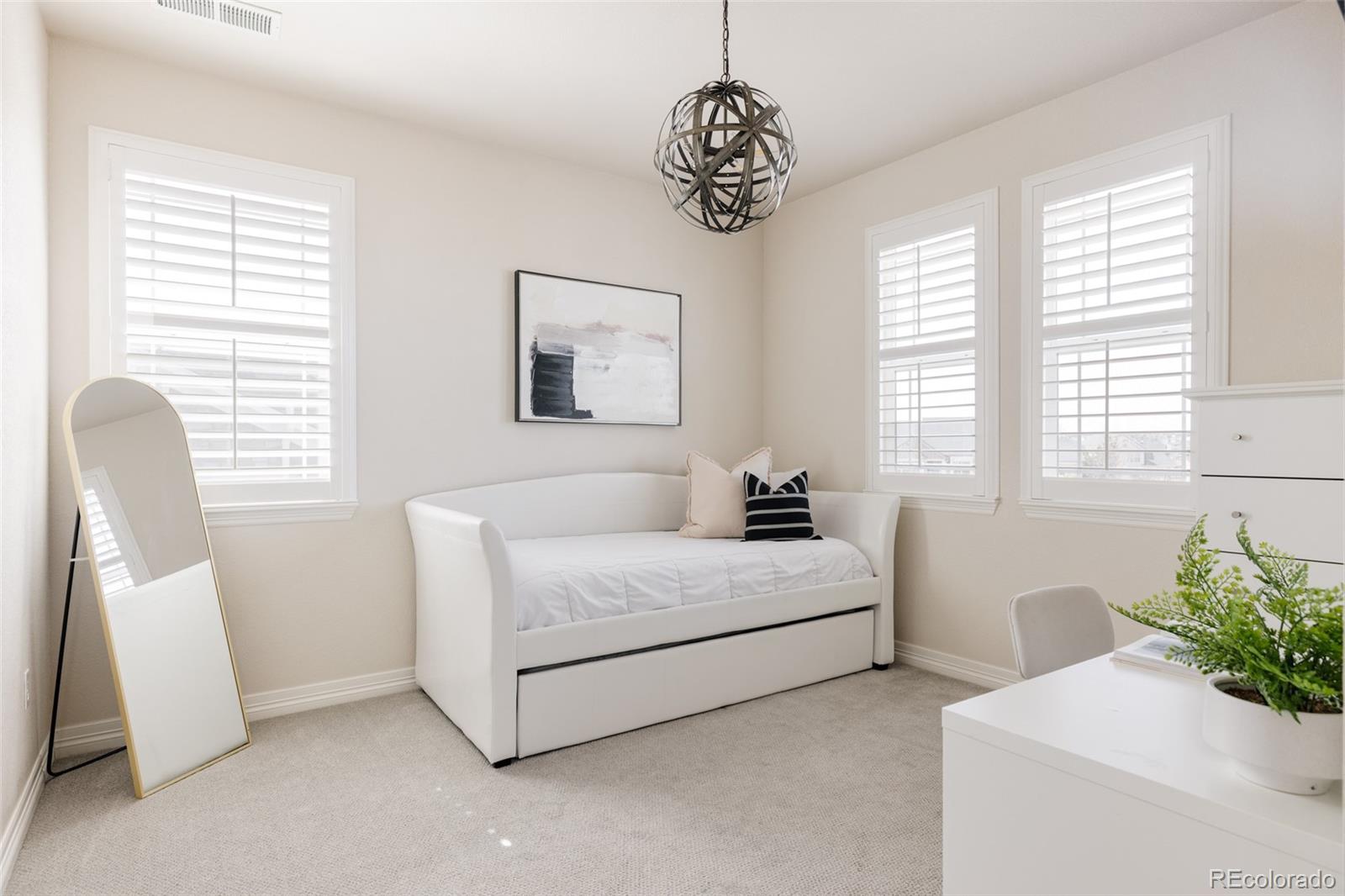 MLS Image #25 for 27274 e lakeview place,aurora, Colorado