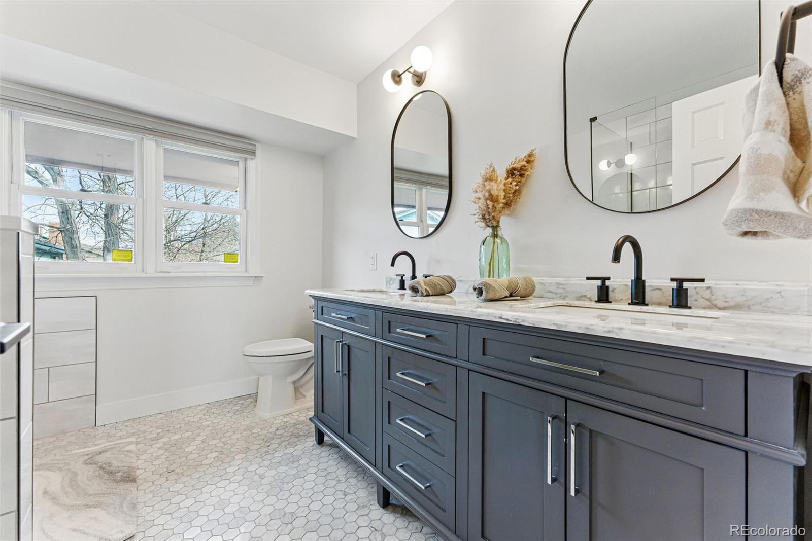 MLS Image #26 for 2011 s gray drive,lakewood, Colorado