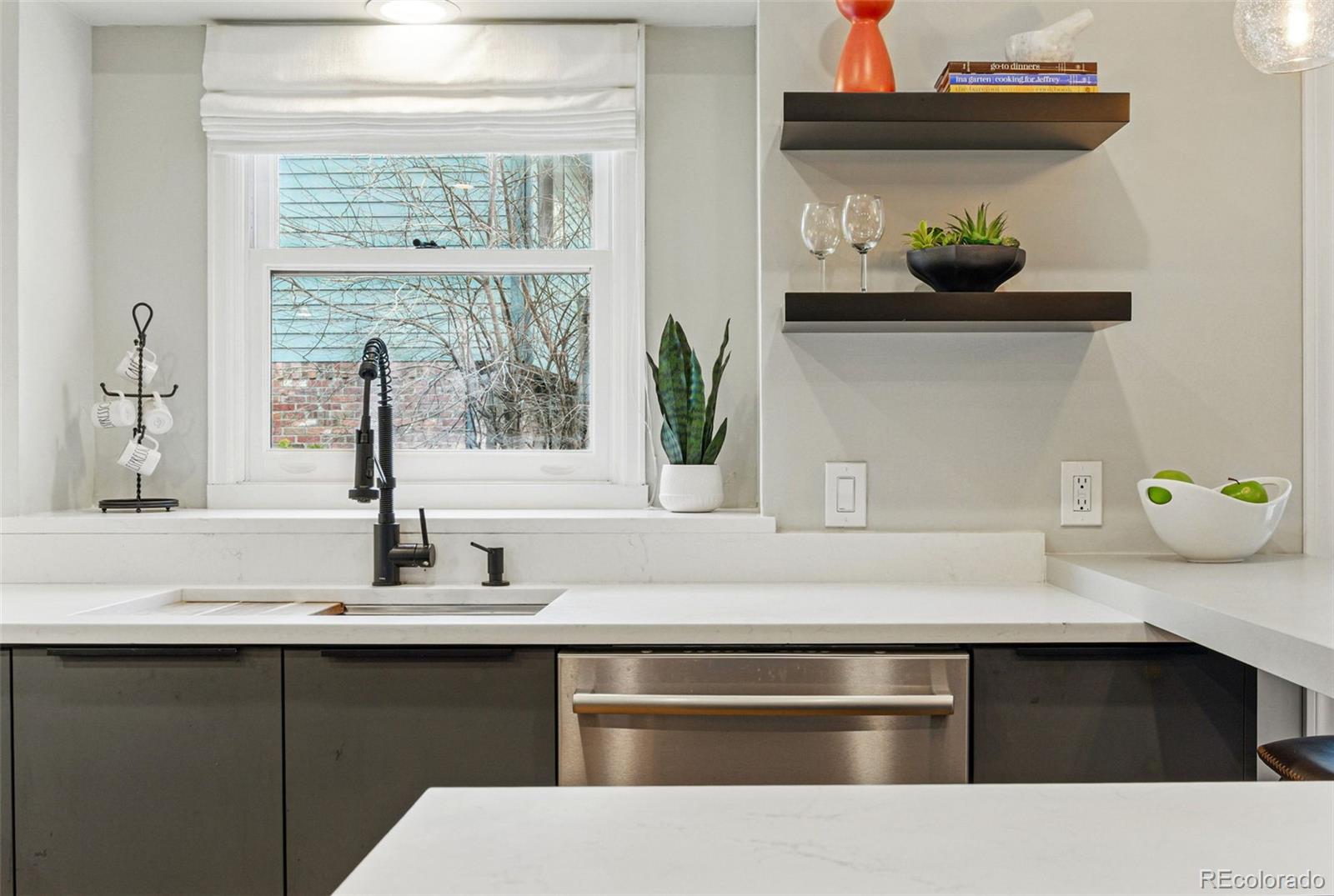 MLS Image #7 for 2011 s gray drive,lakewood, Colorado