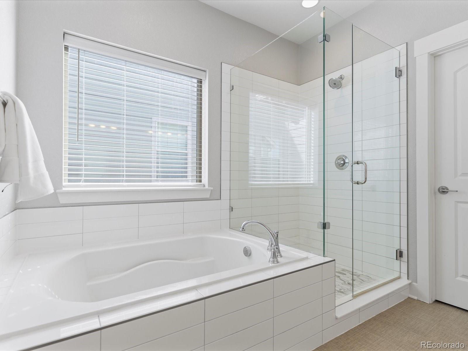 MLS Image #19 for 10000 e 59th drive,denver, Colorado