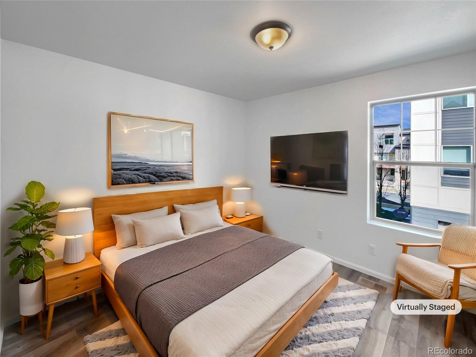 MLS Image #3 for 4940  akron street,denver, Colorado
