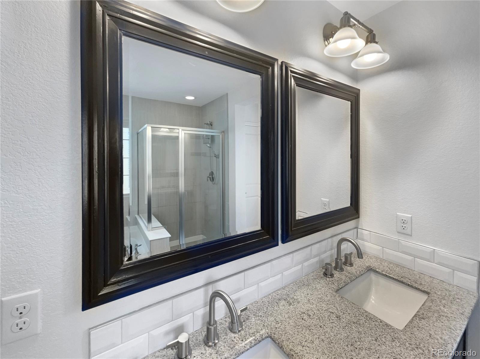 MLS Image #6 for 4940  akron street,denver, Colorado