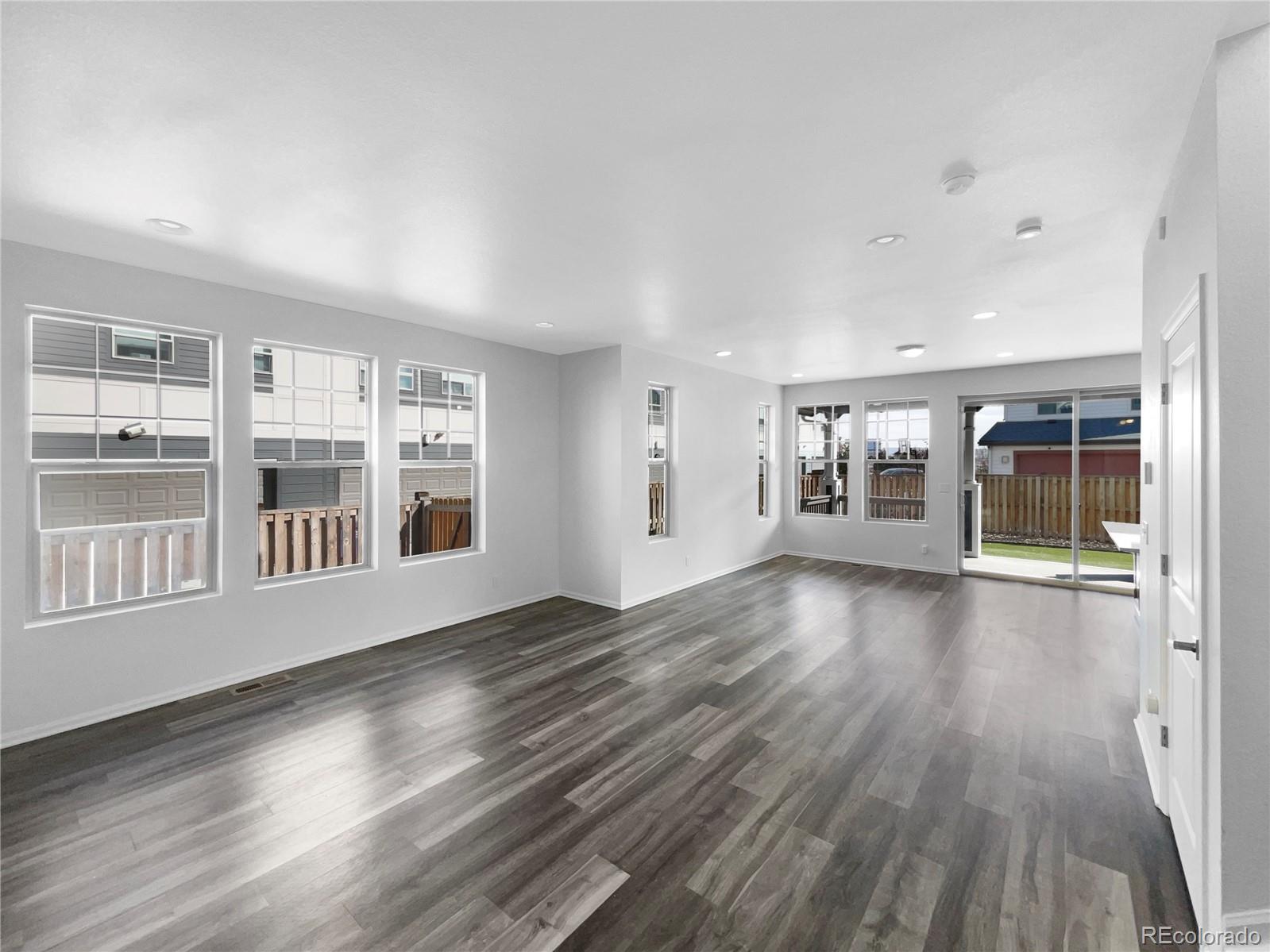 MLS Image #9 for 4940  akron street,denver, Colorado