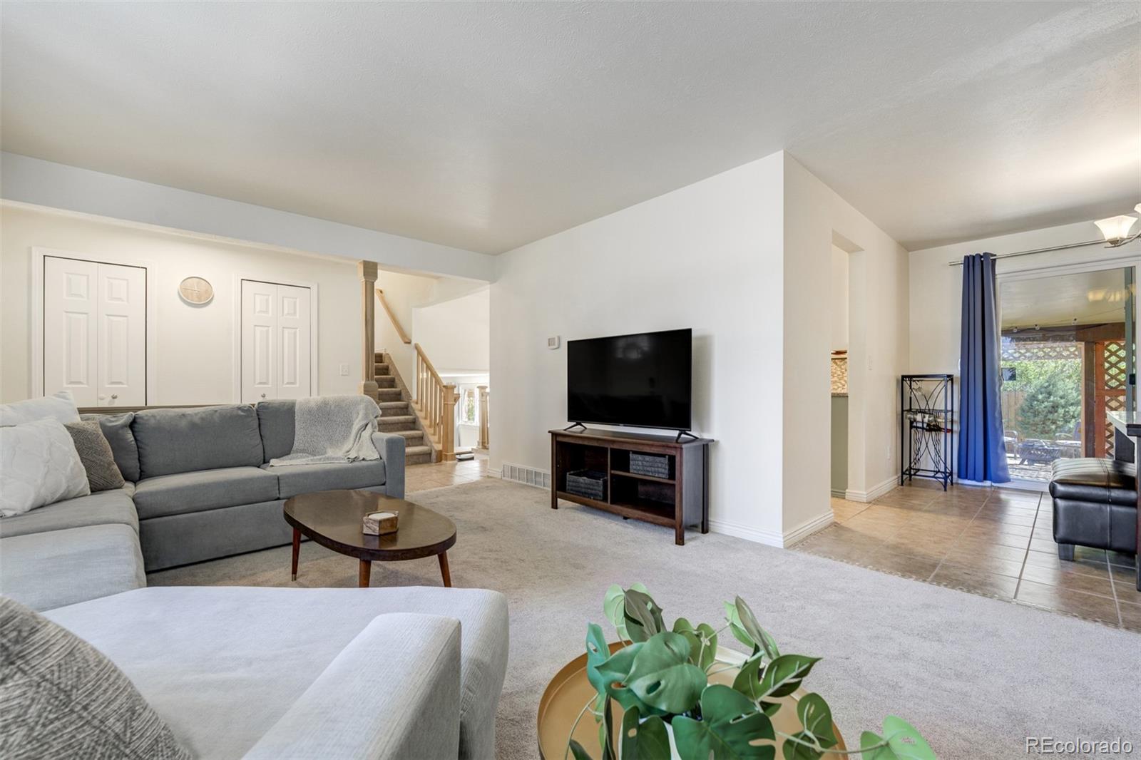 MLS Image #3 for 590 s troy street,aurora, Colorado