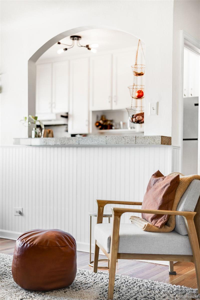 MLS Image #6 for 85 n grant street,denver, Colorado