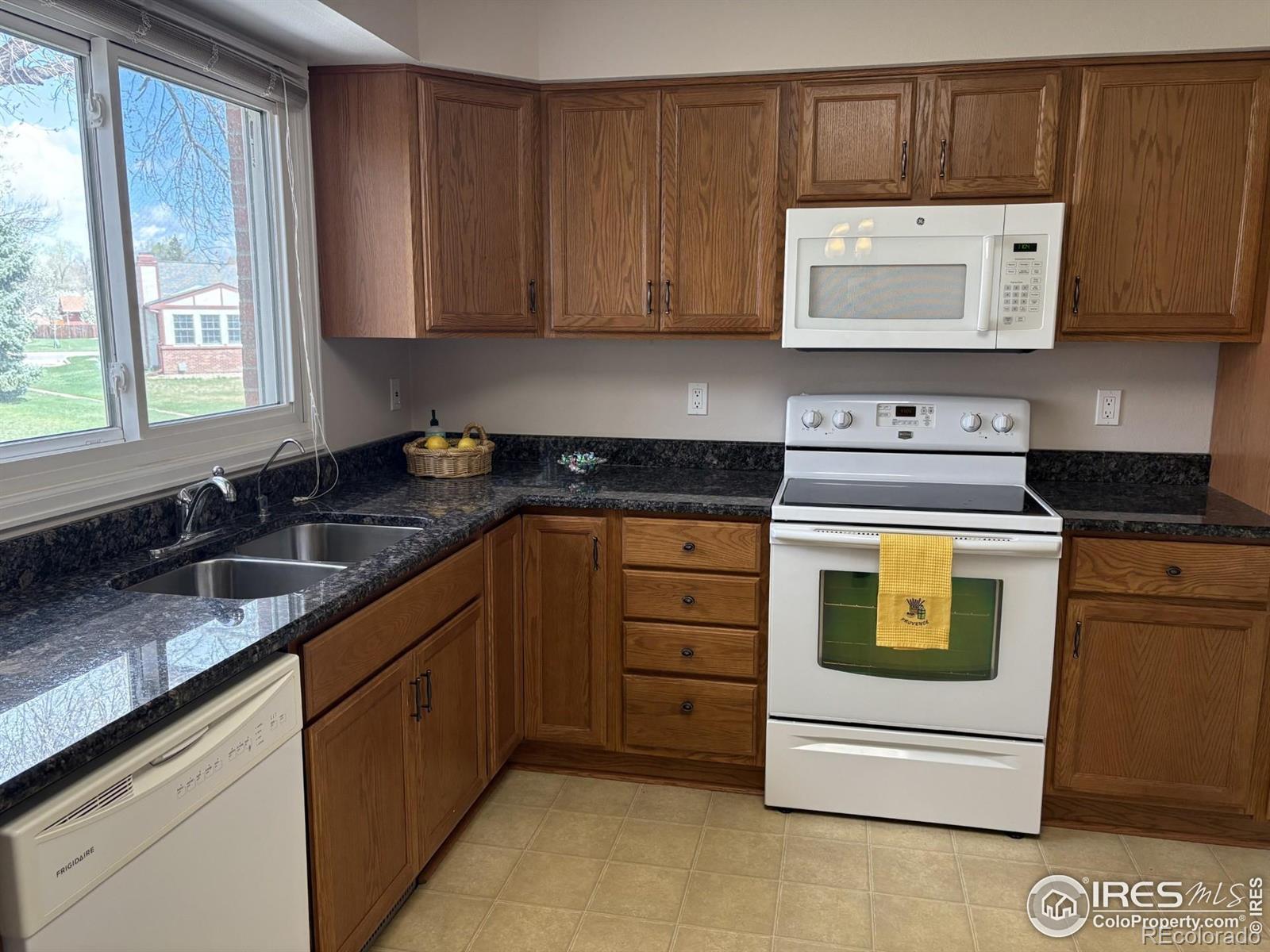 MLS Image #12 for 2604  elmhurst circle,longmont, Colorado