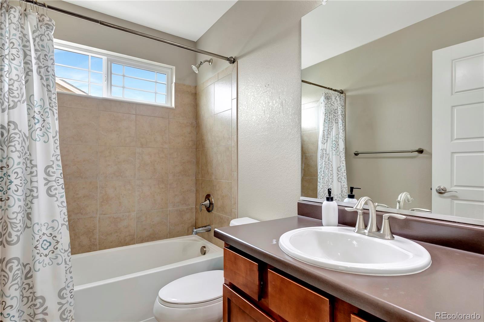 MLS Image #16 for 471 n jackson gap way,aurora, Colorado