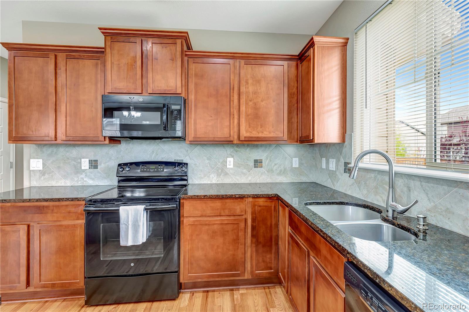 MLS Image #8 for 471 n jackson gap way,aurora, Colorado