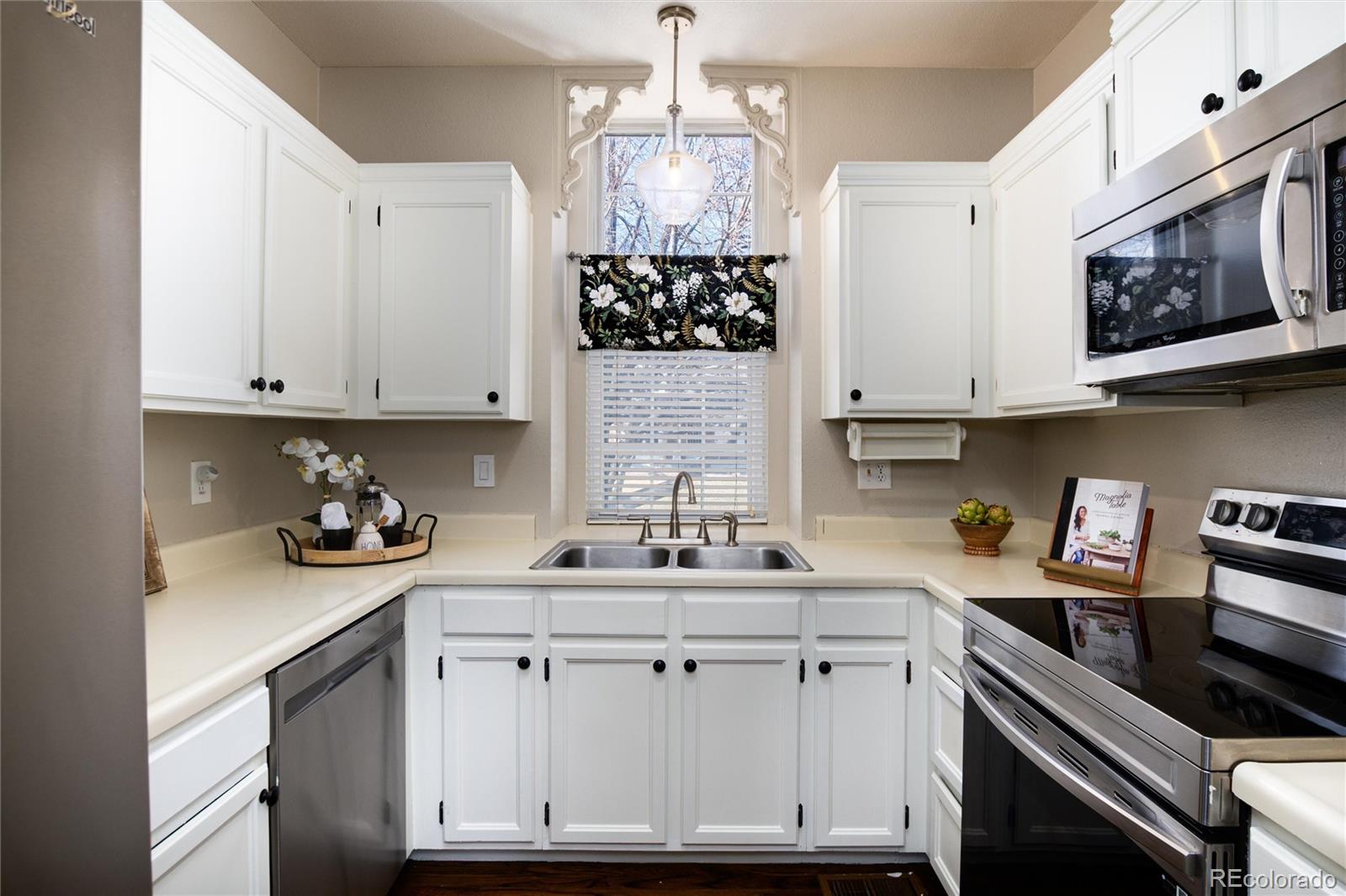 MLS Image #16 for 19632 e bethany drive,aurora, Colorado