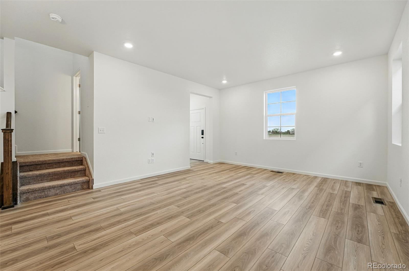 MLS Image #2 for 2116  chambers road,brighton, Colorado