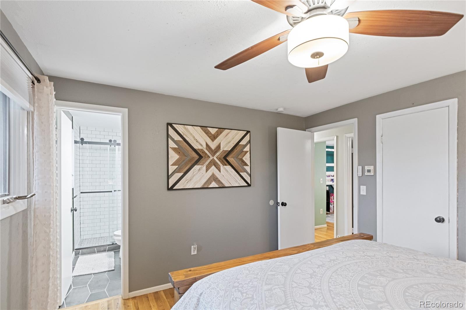 MLS Image #14 for 3326 s geneva street,denver, Colorado
