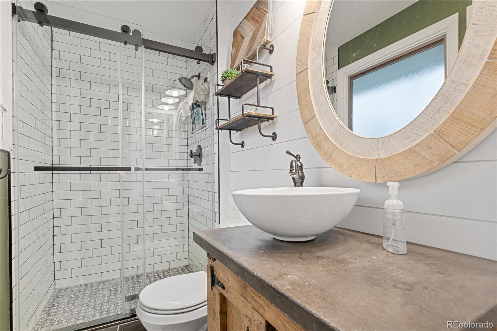 MLS Image #16 for 3326 s geneva street,denver, Colorado