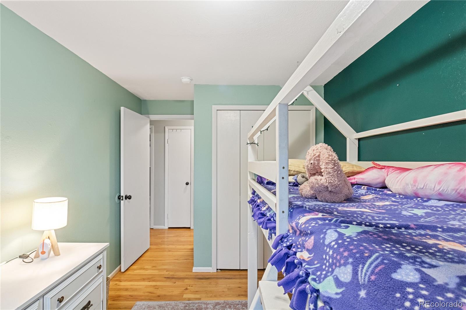 MLS Image #18 for 3326 s geneva street,denver, Colorado