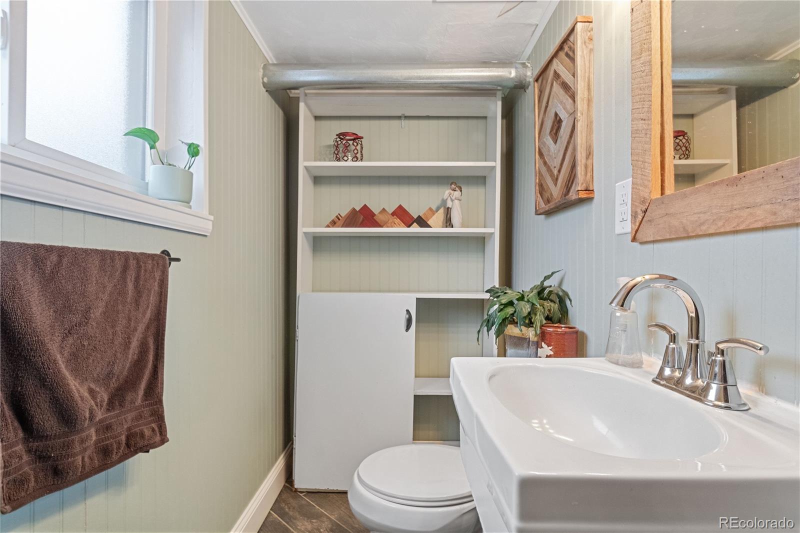 MLS Image #22 for 3326 s geneva street,denver, Colorado