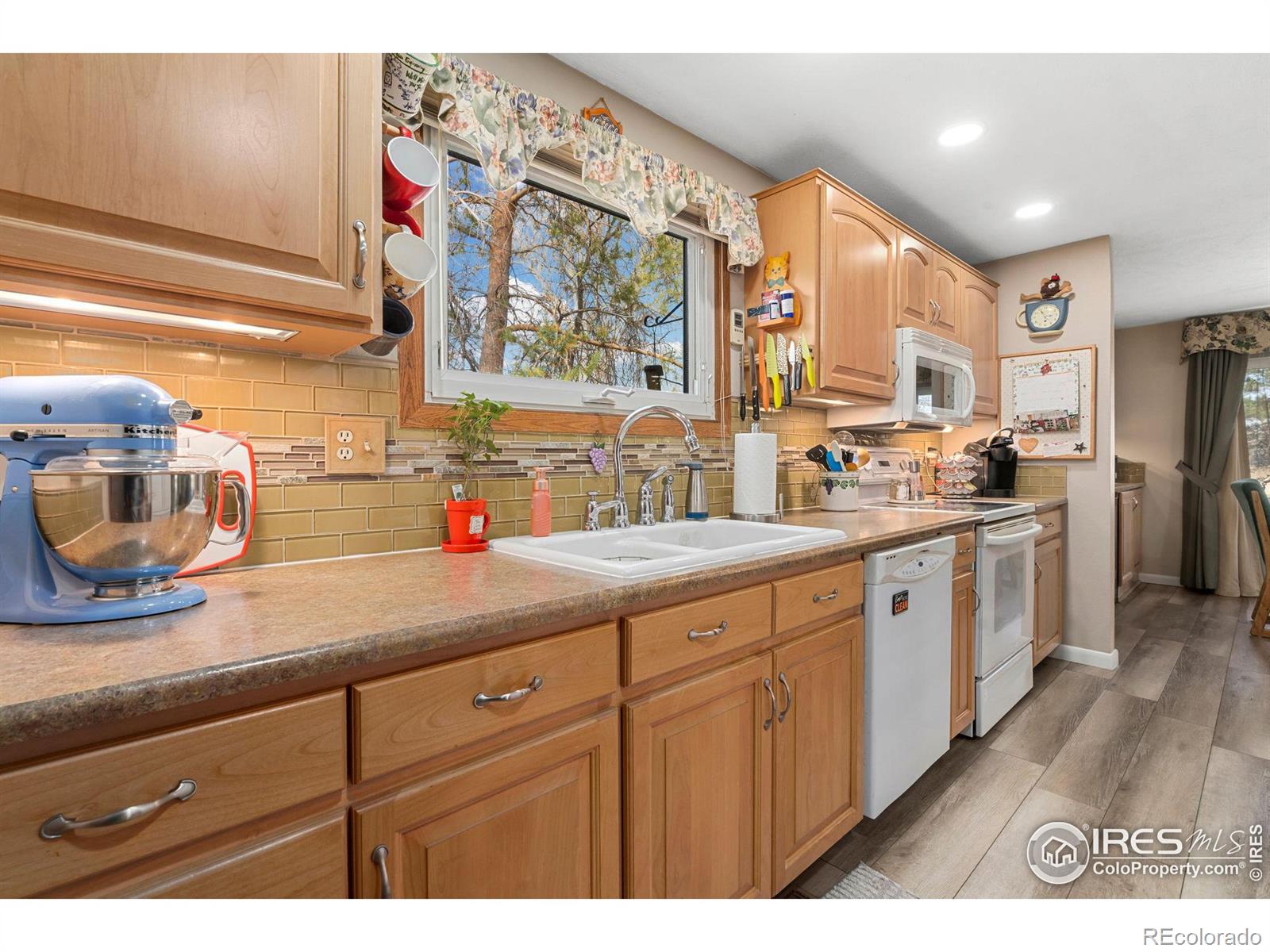 MLS Image #9 for 1700  bedford circle,fort collins, Colorado