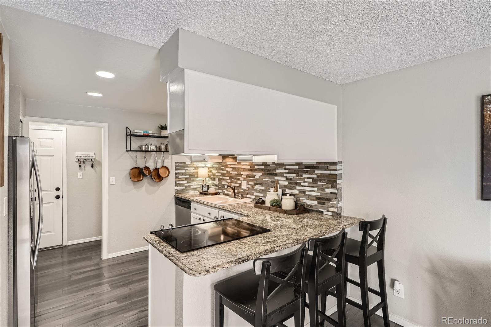 MLS Image #2 for 2974 s parker court,aurora, Colorado