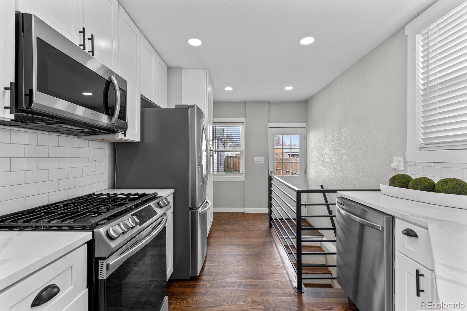 MLS Image #12 for 75 s knox court,denver, Colorado